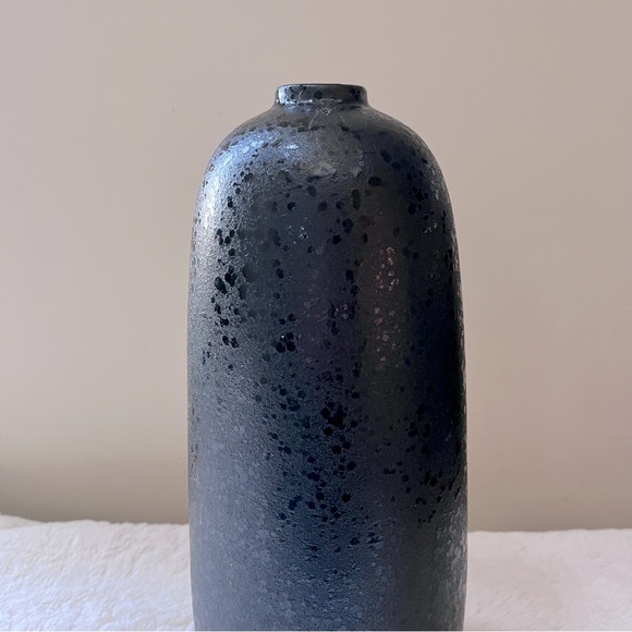 🆕 RARE Project 62 Textured Ceramic Stoneware Modern Slender Black Vase - Picture 4 of 13
